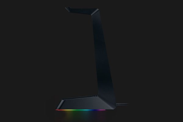 Razer Base Station Chroma - Chroma Enabled Headset  Stand with USB Hub | RC21-01190100-R3M1