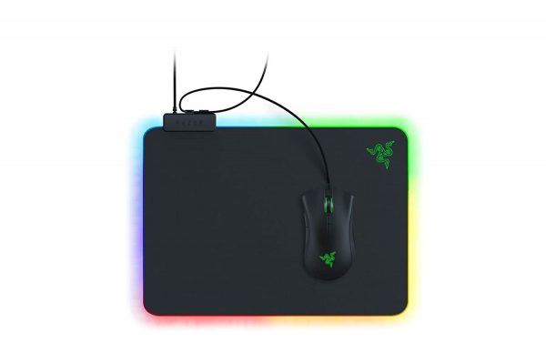 Tấm lót chuột Razer Firefly V2 Hard Chroma